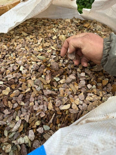 Златолит персиковый декоративная каменная крошка купить в Новокузнецке