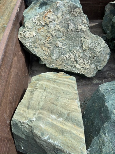 Ландшафтные глыбы зелёные 200-500 килограмм купить в Новокузнецке