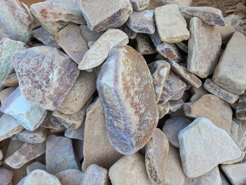 Златолит жёлтый, жёлто-зелёный глыбки и валуны для ланшафтного дизайна купить в Новокузнецке