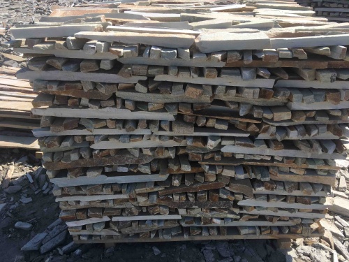 Горбушка златолит золотистый для облицовки купить в Новокузнецке