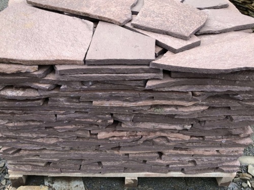 Плитняк лемезит бордовый для облицовки цоколя 20-25 мм  купить в Новокузнецке