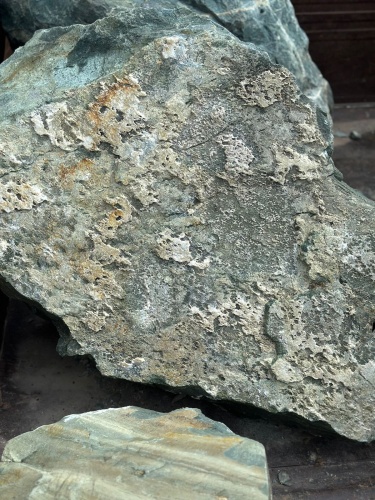 Ландшафтные глыбы зелёные 200-500 килограмм купить в Новокузнецке