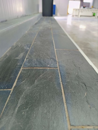 Плитка чёрная из натурального камня фасадная 30 см * 5 см, толщина 7 мм -30 мм купить в Новокузнецке